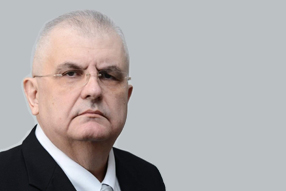 Srbiji ne trebaju ni mač ni krst, nego knjige i vakcine